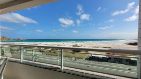 Duplex a beira-mar na Praia Grande